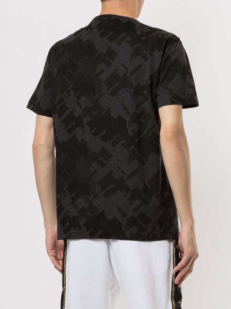 Black Men's Ea7 Emporio Armani Geometric Print T Shirts | FPPCUEZ