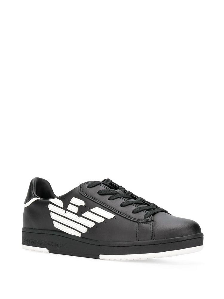 Black / White Women's Ea7 Emporio Armani Logo Low Top Sneakers | 0PQ6DPB